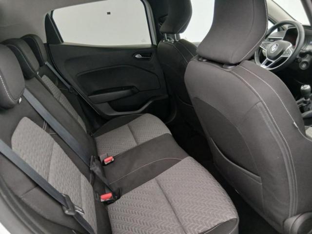 Renault Clio image 9