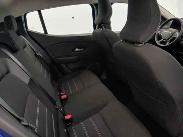 Dacia Sandero image 2