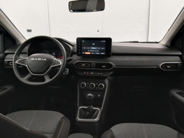 Dacia Sandero image 8