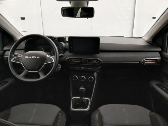 Dacia Jogger image 1