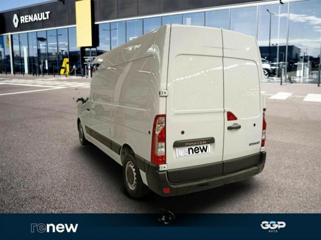 Renault Master image 2