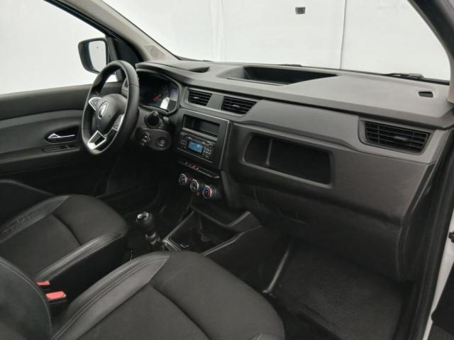 Renault Express Van image 9