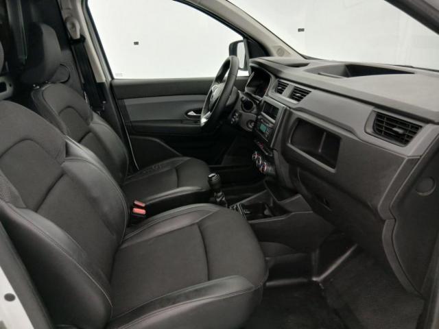 Renault Express Van image 5
