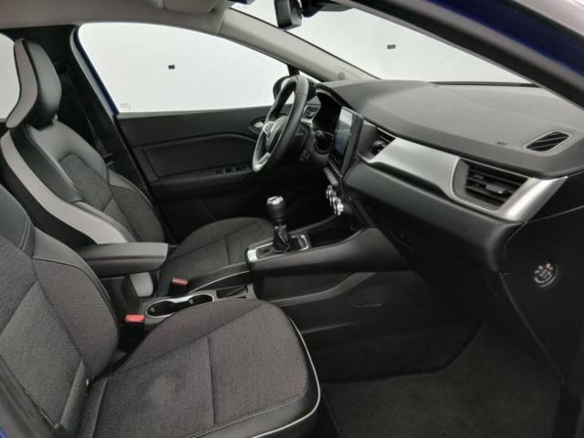 Renault Captur image 9