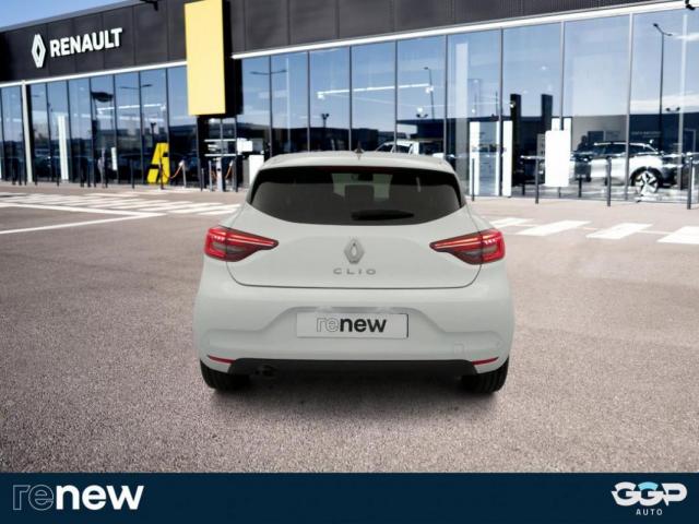 Renault Clio image 9