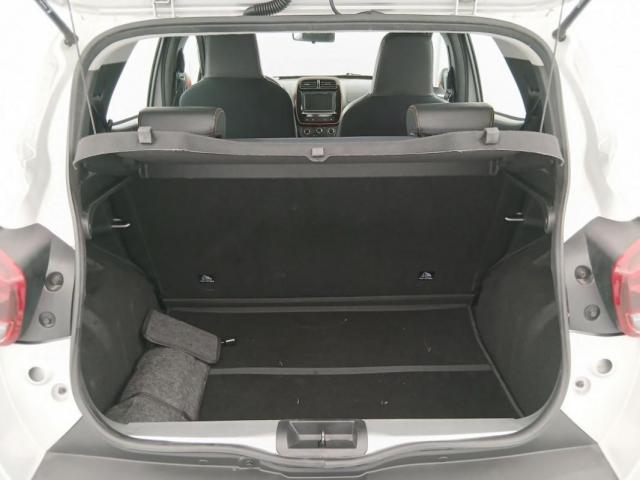 Dacia Spring image 1