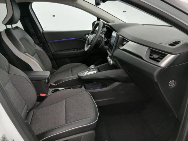 Renault Captur image 9