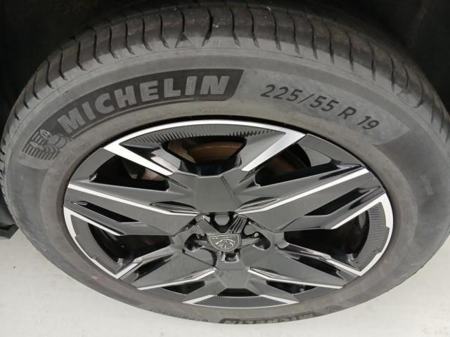 Peugeot 3008 image 8