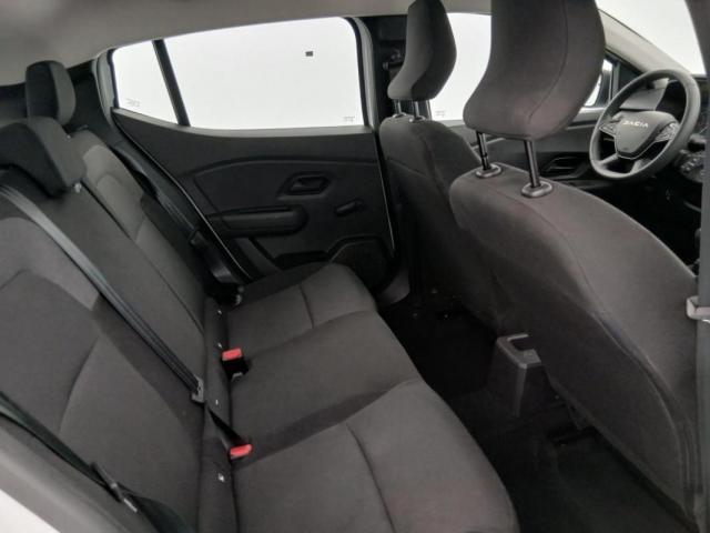 Dacia Sandero image 2