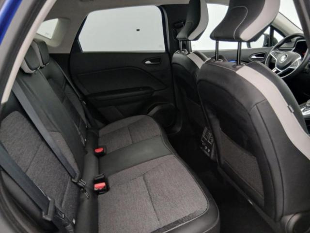 Renault Captur image 8