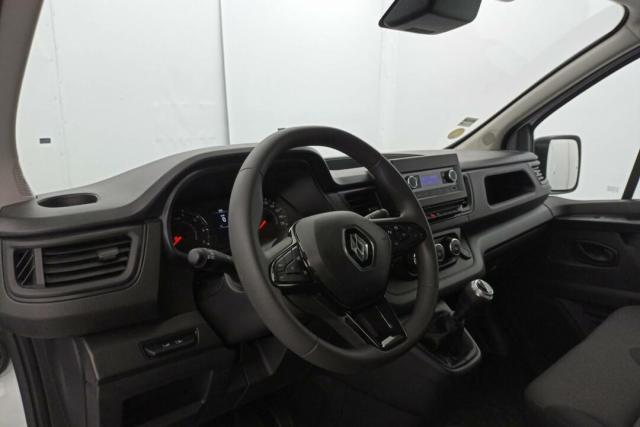 Renault Trafic image 7