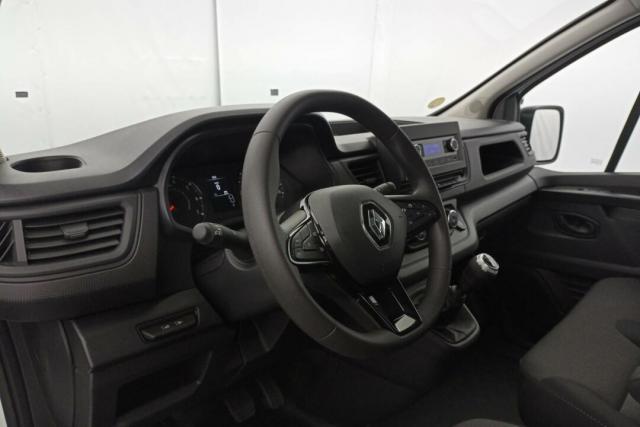 Renault Trafic image 3