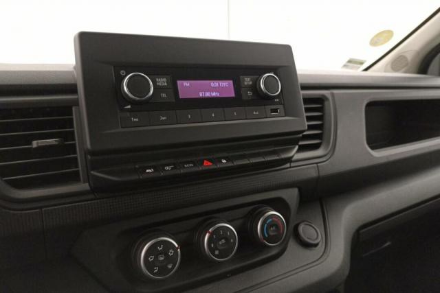 Renault Trafic image 3