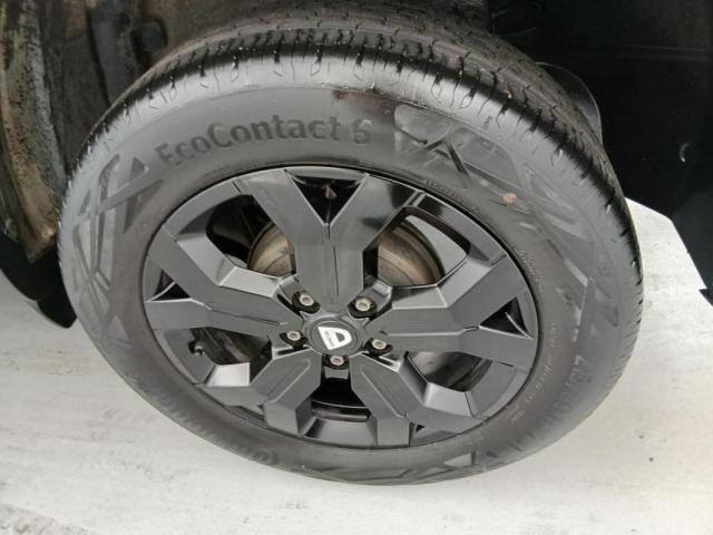 Dacia Duster image 9