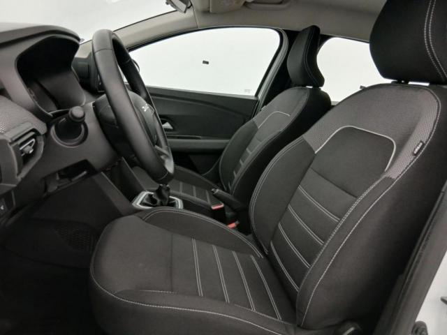 Dacia Sandero image 9