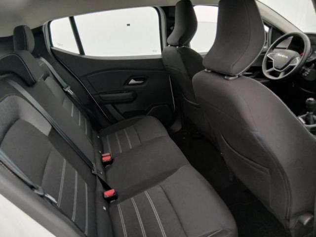Dacia Sandero image 2