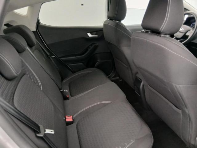 Ford Fiesta image 2