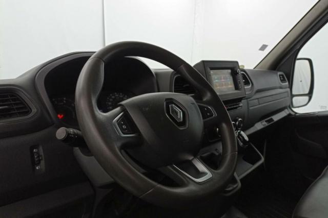 Renault Master image 9