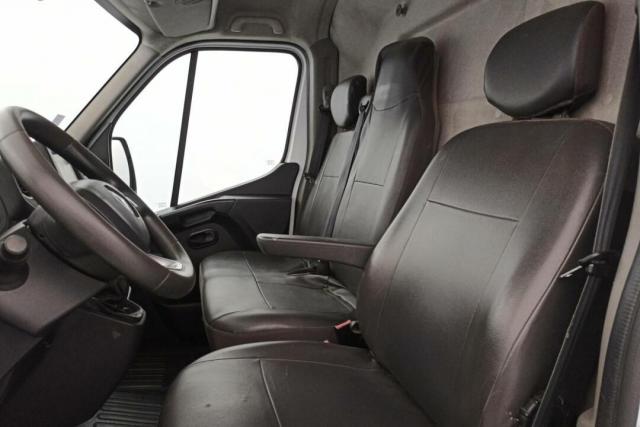 Renault Master image 7