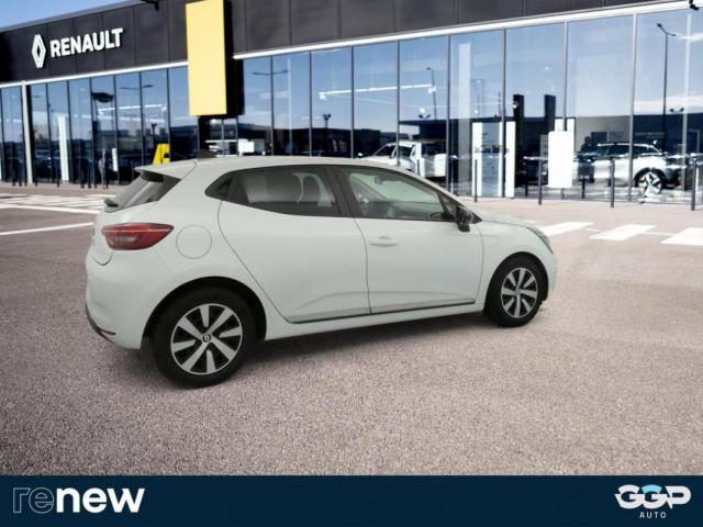 Renault Clio image 2