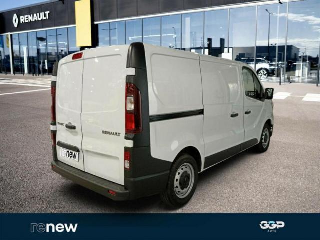 Renault Trafic image 9