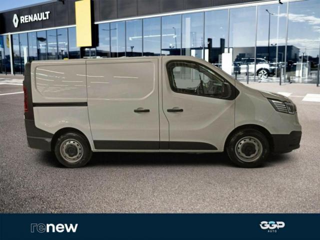 Renault Trafic image 1