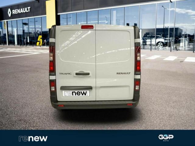 Renault Trafic image 1