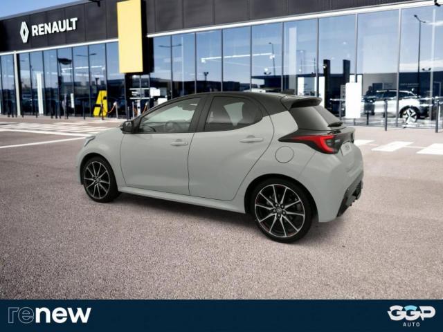 Toyota Yaris image 8