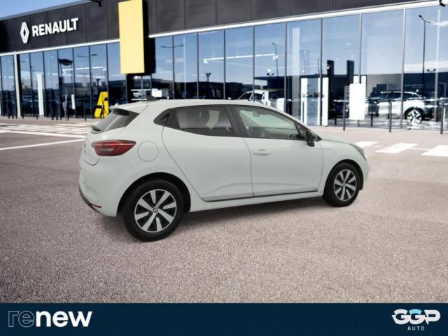 Renault Clio image 9