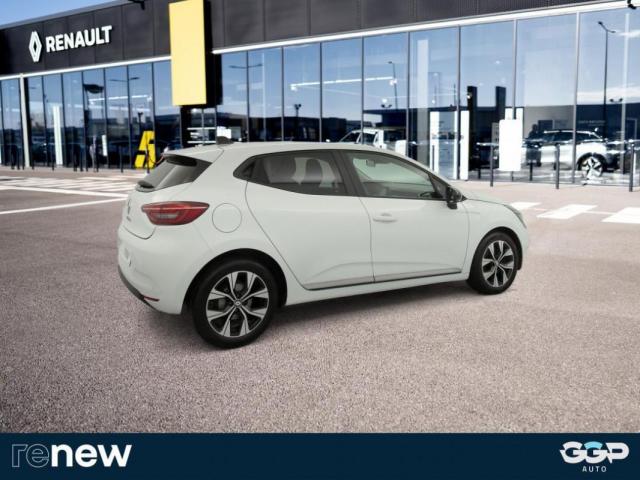 Renault Clio image 2