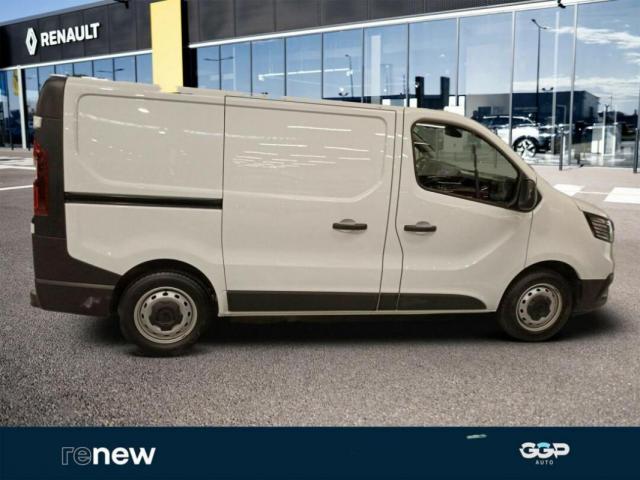 Renault Trafic image 9