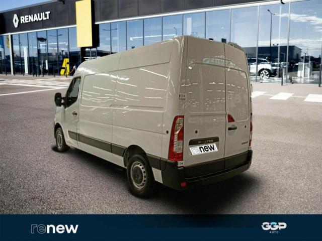 Renault Master image 2