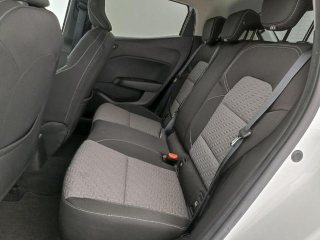 Renault Clio image 9