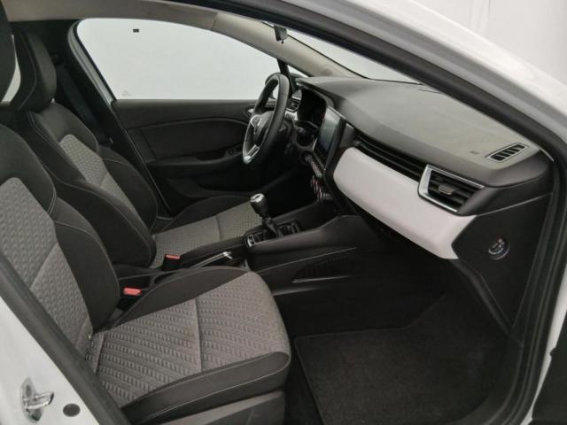 Renault Clio image 9