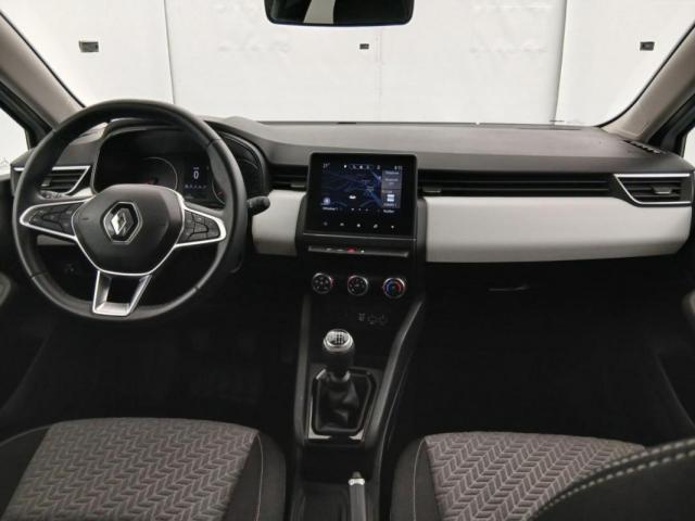 Renault Clio image 2