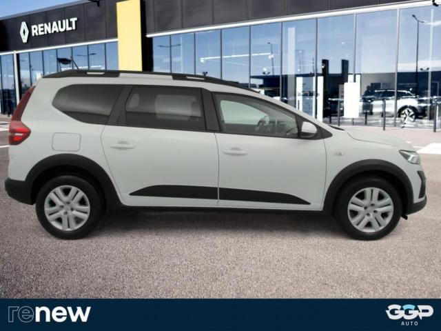 Dacia Jogger image 1
