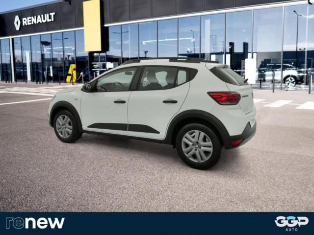 Dacia Sandero image 2