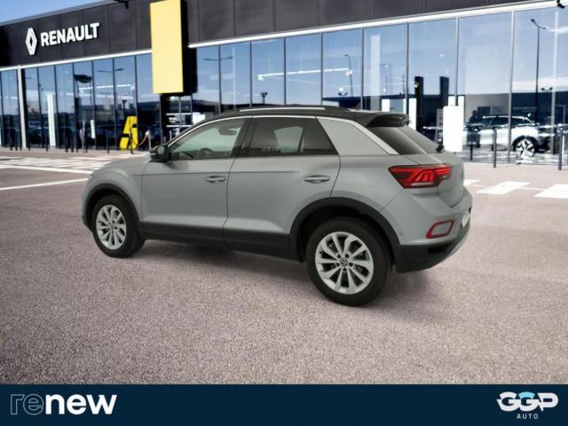 Volkswagen T-Roc image 2