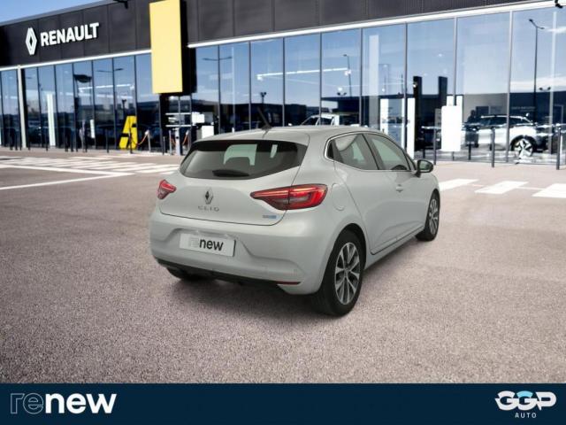 Renault Clio image 9