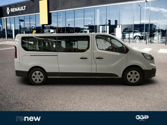 Renault Trafic image 2