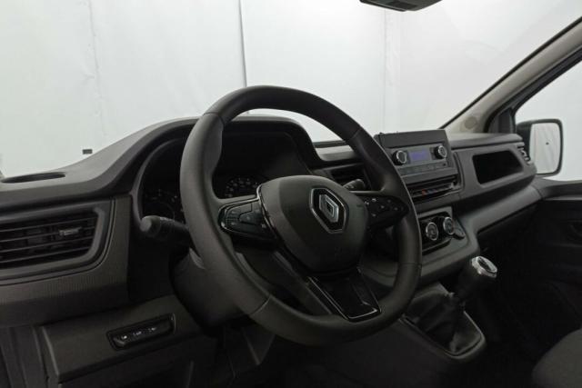 Renault Trafic image 3