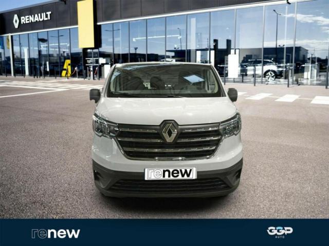 Renault Trafic image 8