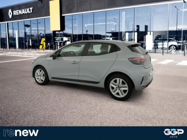 Renault Clio image 2