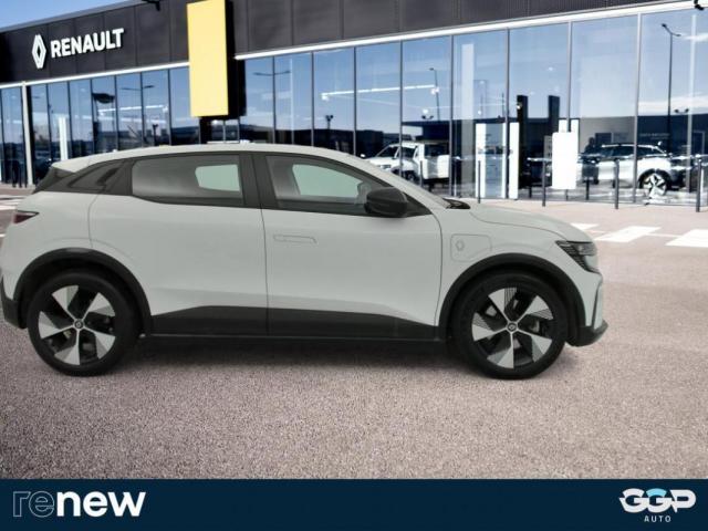 Renault Mégane E-Tech image 8