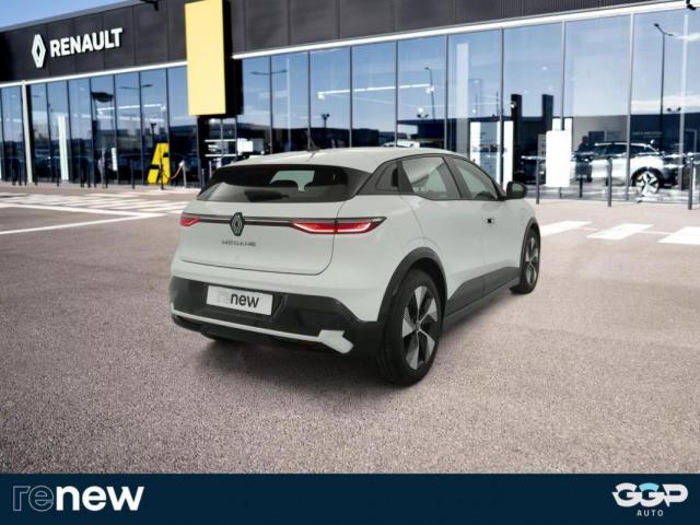 Renault Mégane E-Tech image 1
