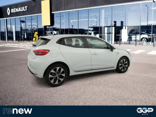 Renault Clio image 2