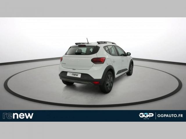 Dacia Sandero image 2