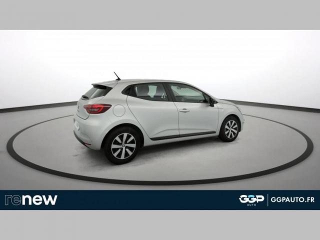 Renault Clio image 8
