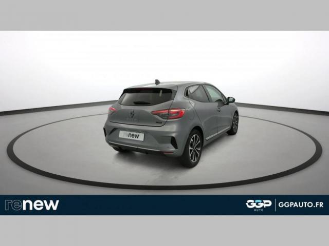 Renault Clio image 9