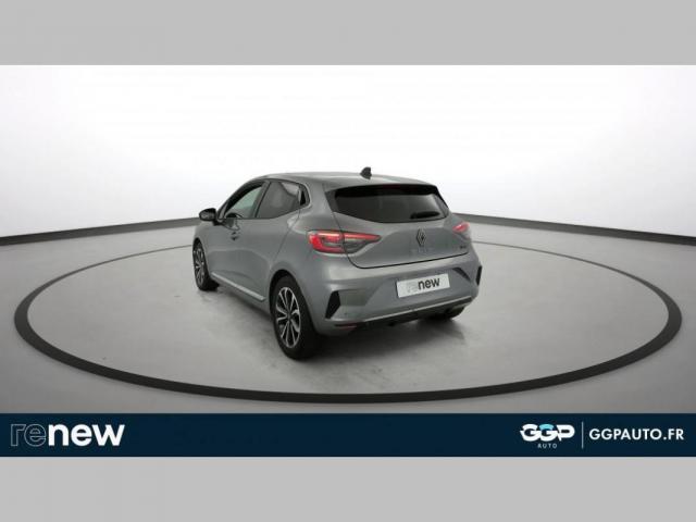 Renault Clio image 2